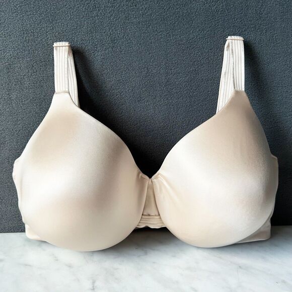 Bali One Smooth U Smoothing & Concealing Bra Size 38DD Underwire 3W11 - Picture 1 of 4